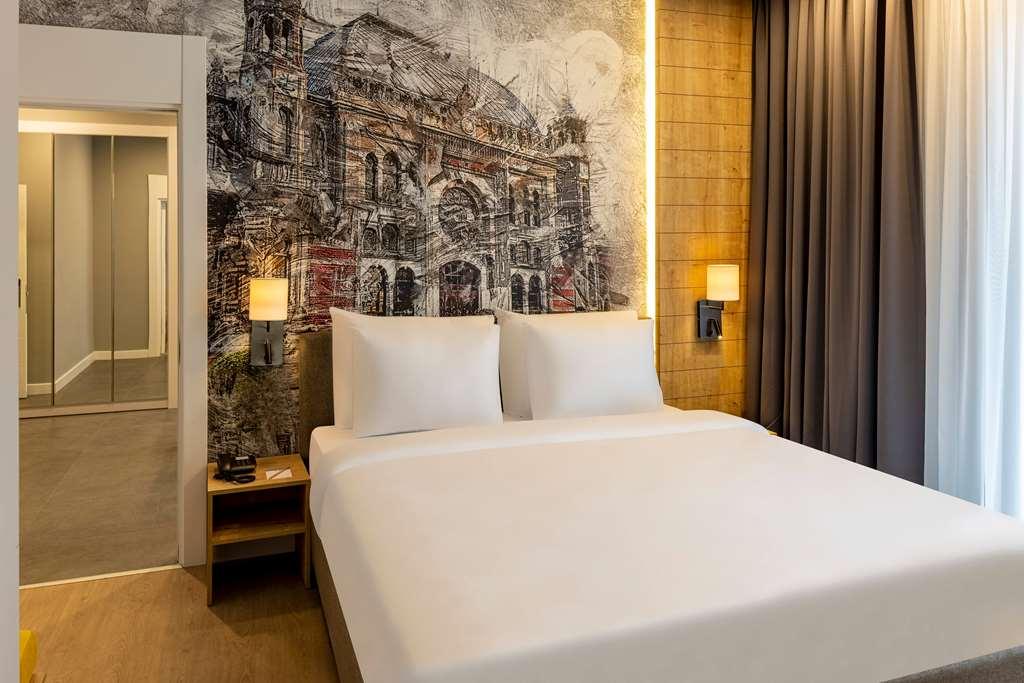 Days Inn & Suites By Wyndham Esenyurt Isztambul Szoba fotó