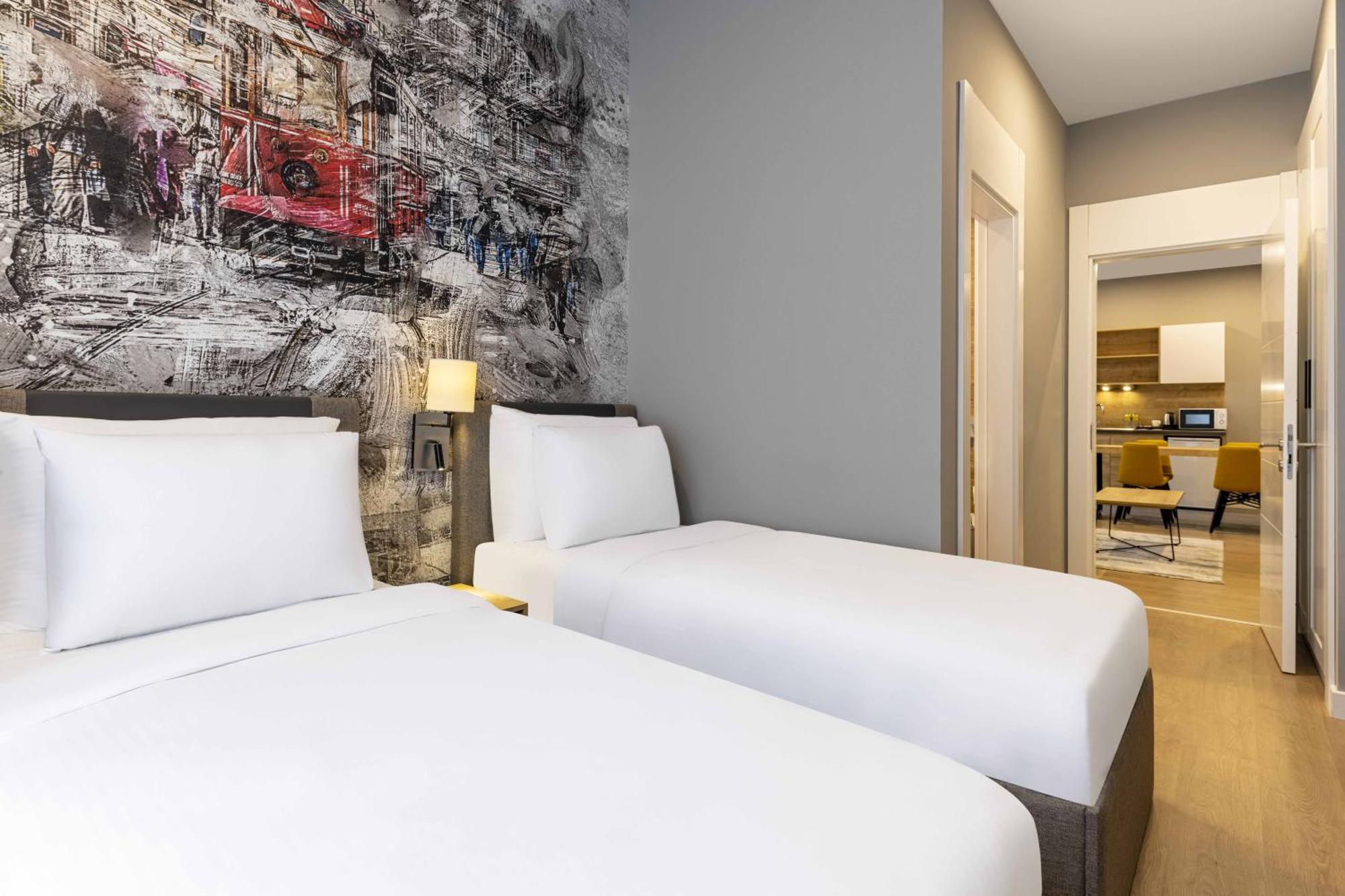 Days Inn & Suites By Wyndham Esenyurt Isztambul Kültér fotó
